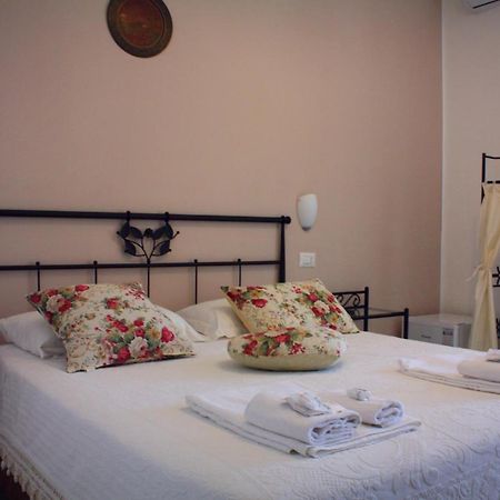 Vila Sejuda Hotel Peschici Eksteriør billede