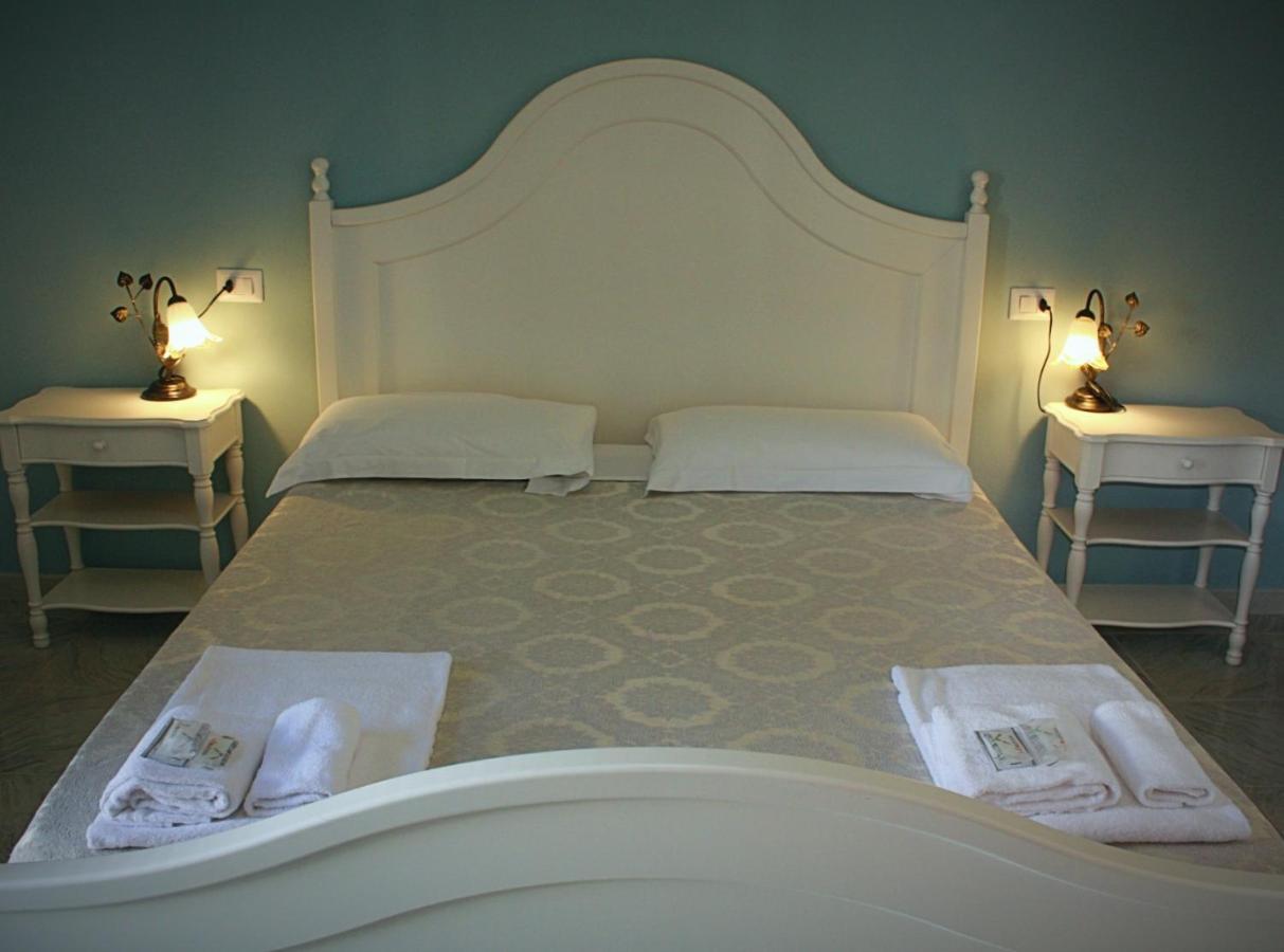 Vila Sejuda Hotel Peschici Eksteriør billede