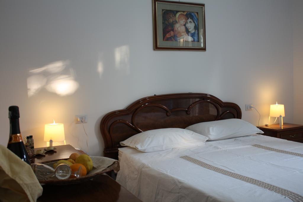 Vila Sejuda Hotel Peschici Eksteriør billede